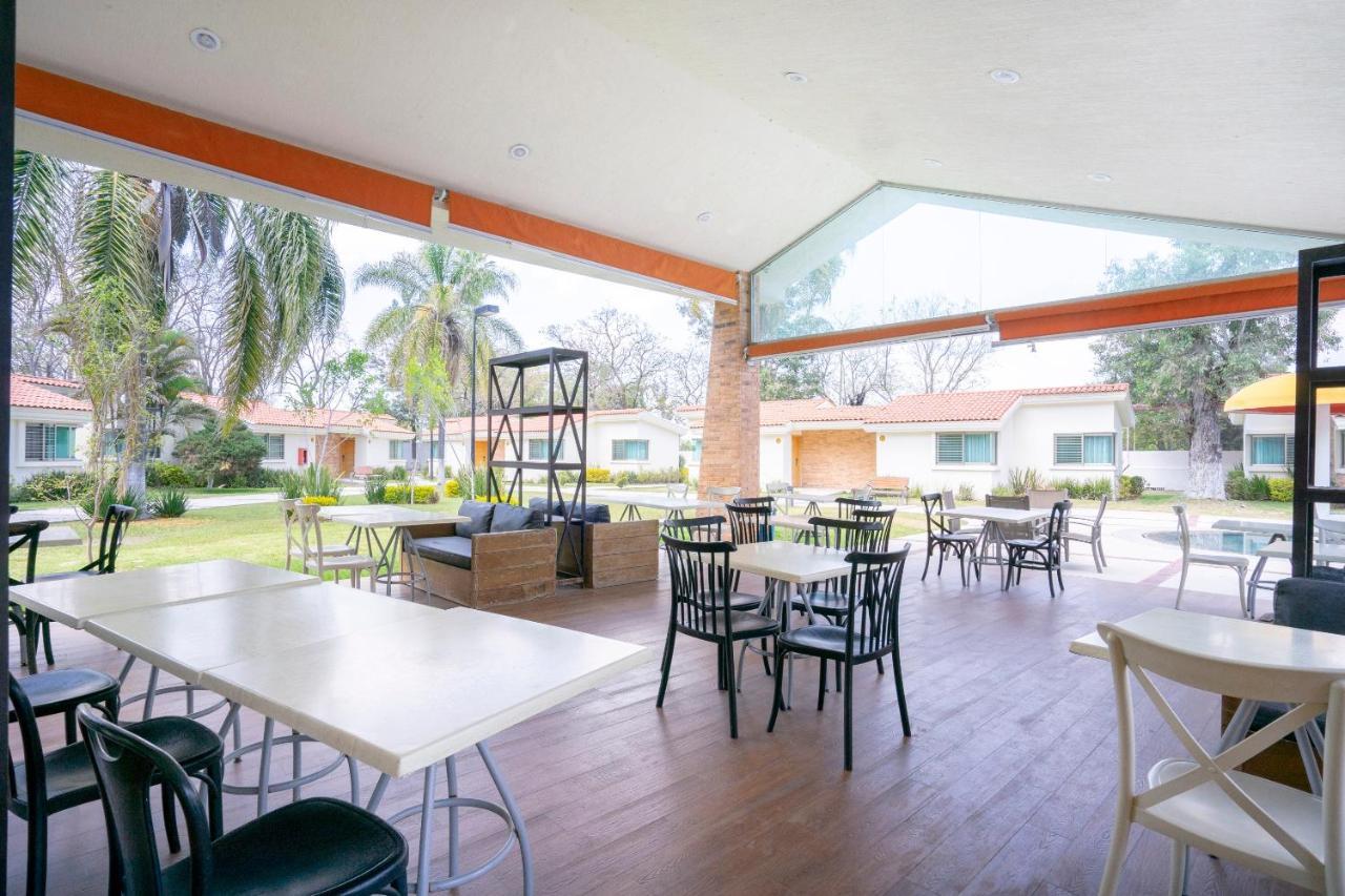 Collection O Luna Aqua Villas,Tala,Rio Escondido エクステリア 写真