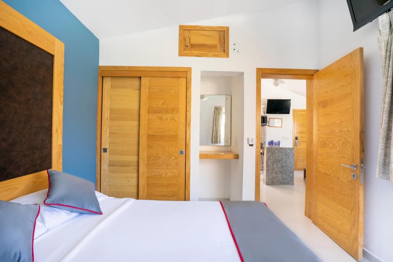 Collection O Luna Aqua Villas,Tala,Rio Escondido エクステリア 写真