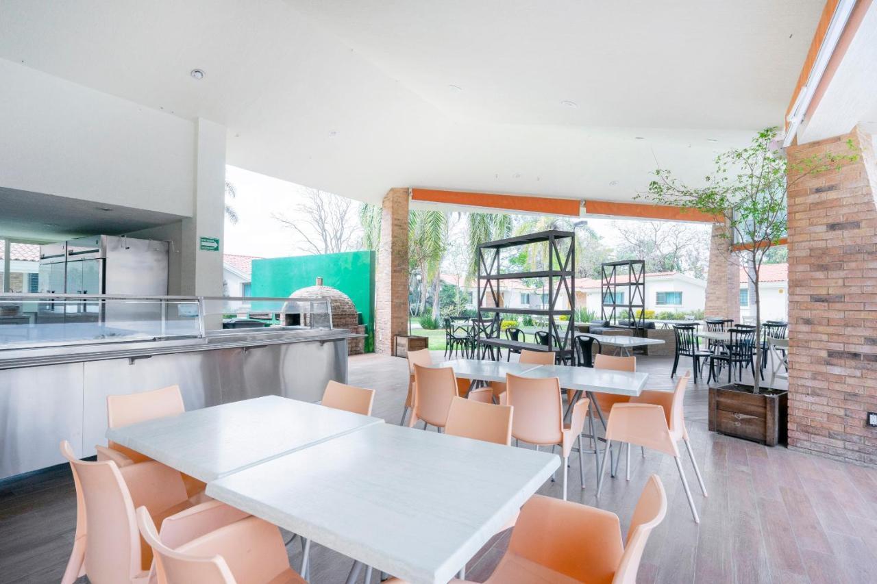 Collection O Luna Aqua Villas,Tala,Rio Escondido エクステリア 写真