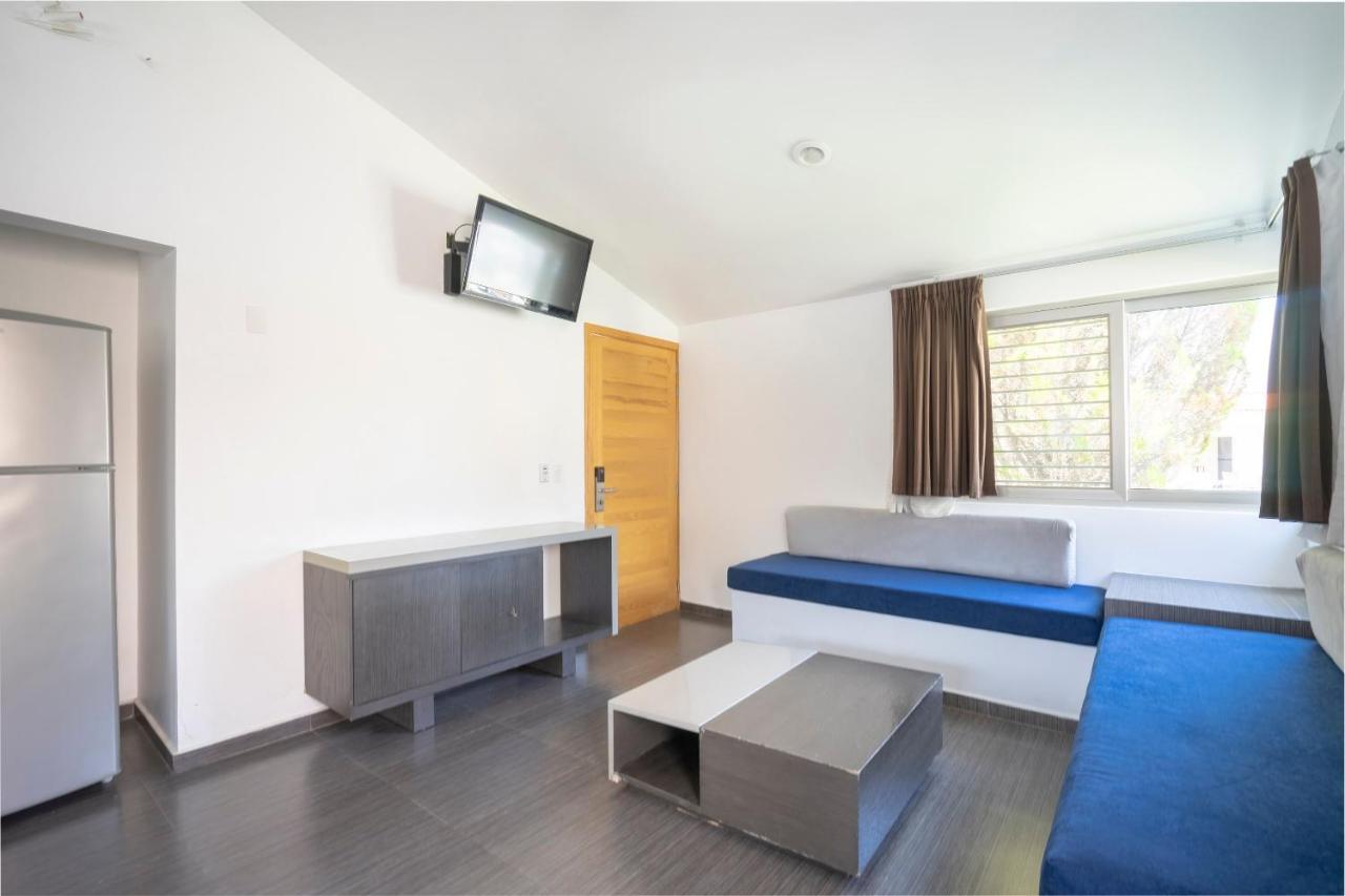 Collection O Luna Aqua Villas,Tala,Rio Escondido エクステリア 写真