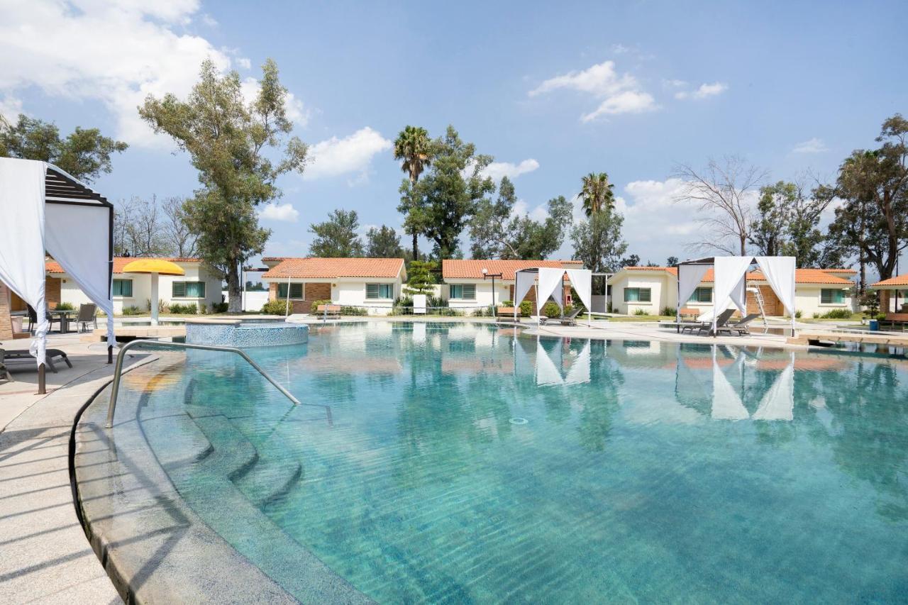Collection O Luna Aqua Villas,Tala,Rio Escondido エクステリア 写真